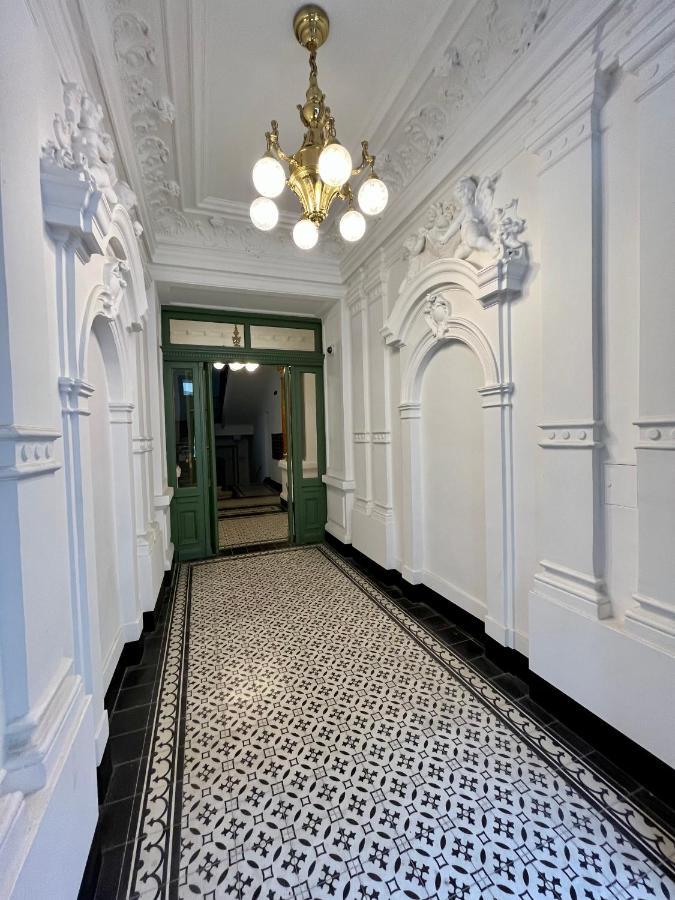 Zentrale Wohlfuehloase Apartment Wina Bagian luar foto